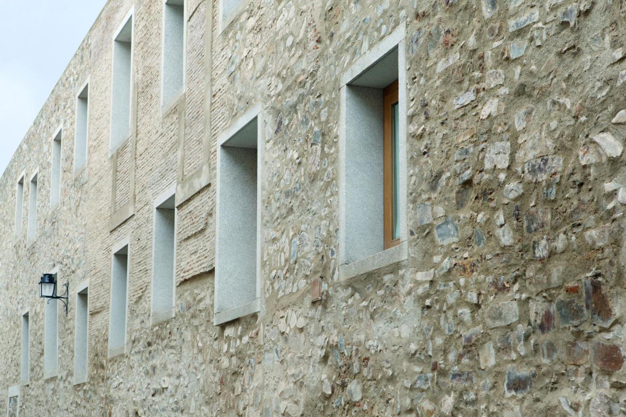 Atrio Hotel Caces Kültér fotó