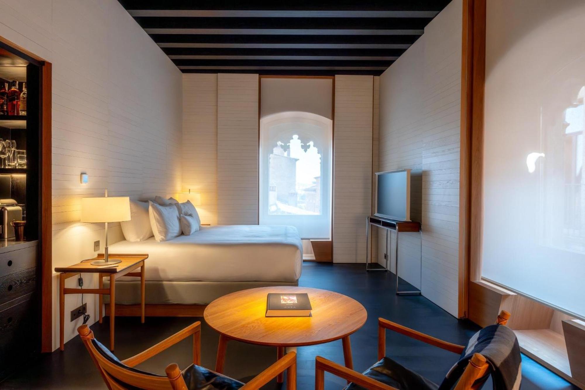 Atrio Hotel Caces Kültér fotó