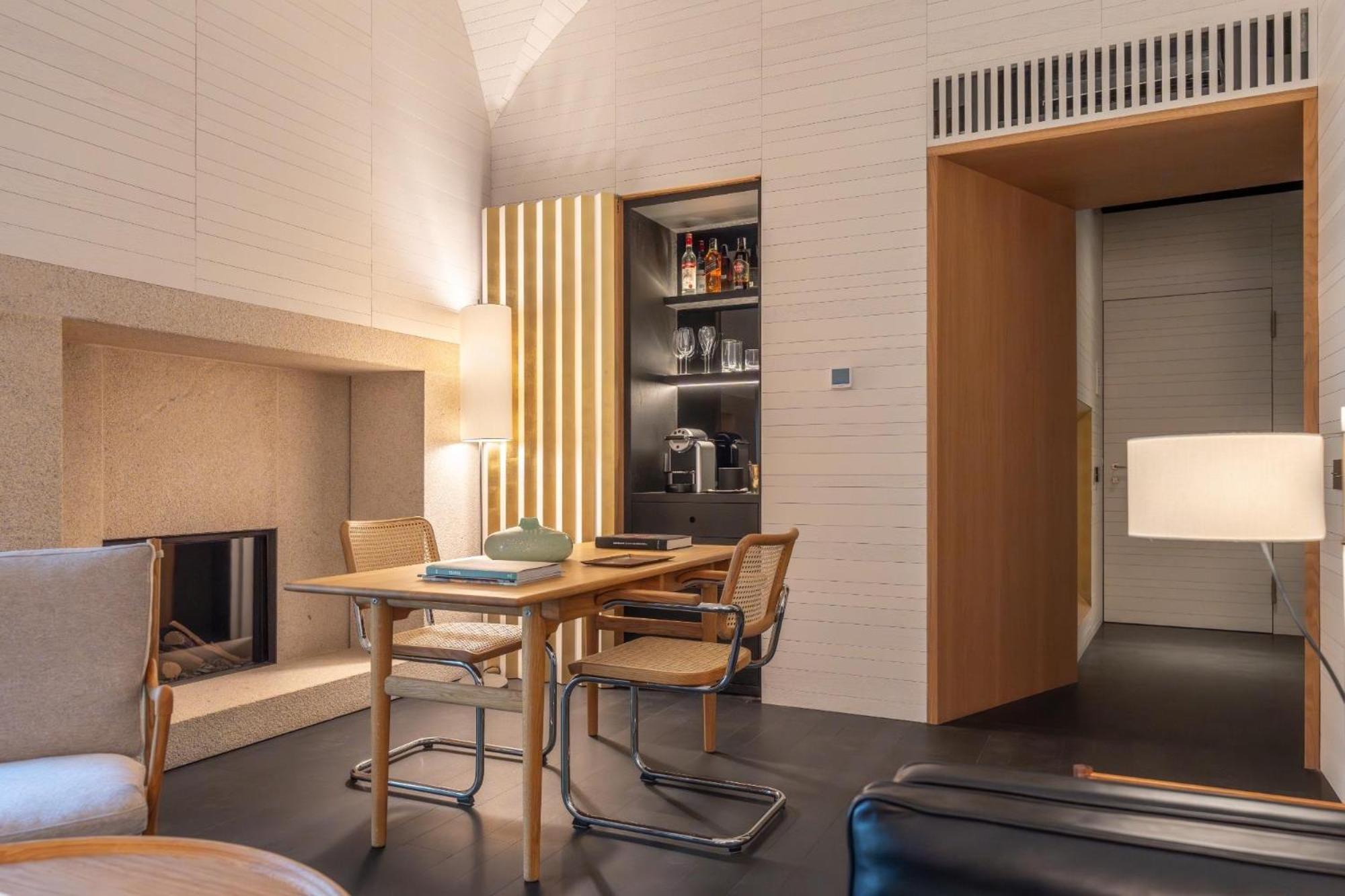 Atrio Hotel Caces Kültér fotó