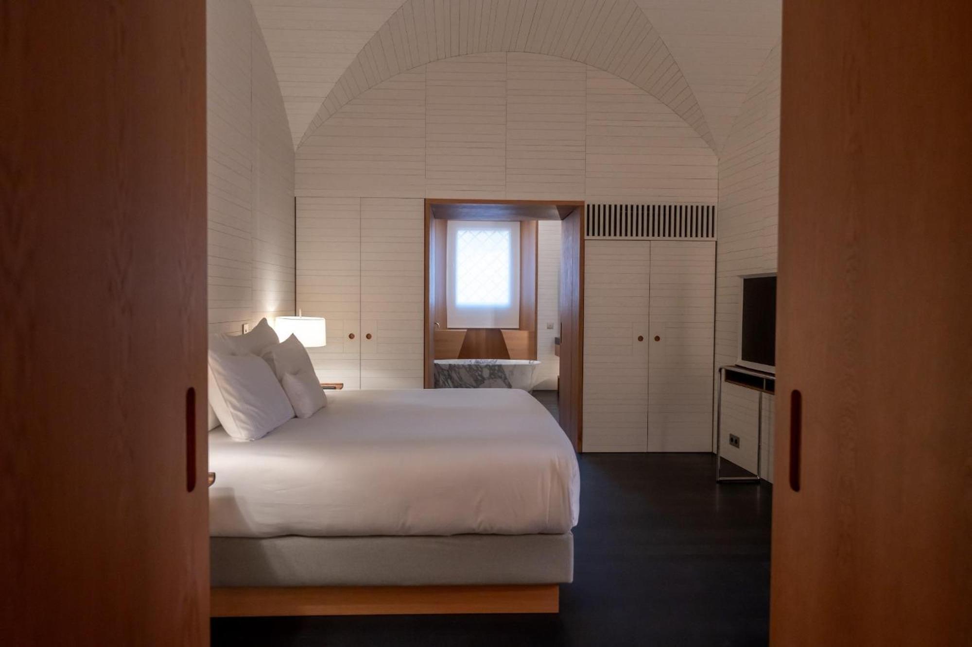 Atrio Hotel Caces Kültér fotó