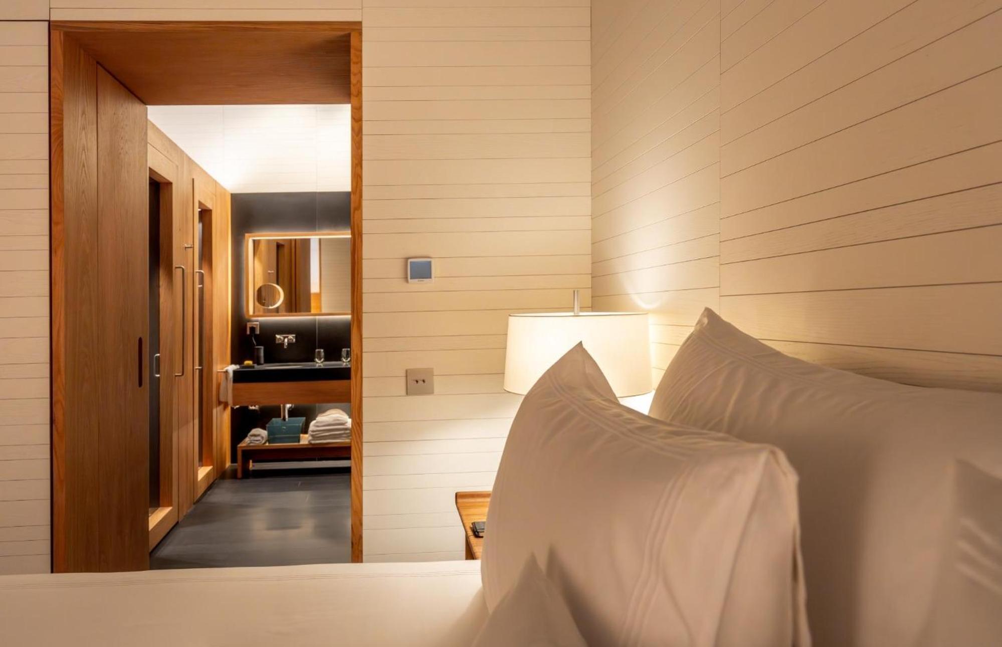 Atrio Hotel Caces Kültér fotó