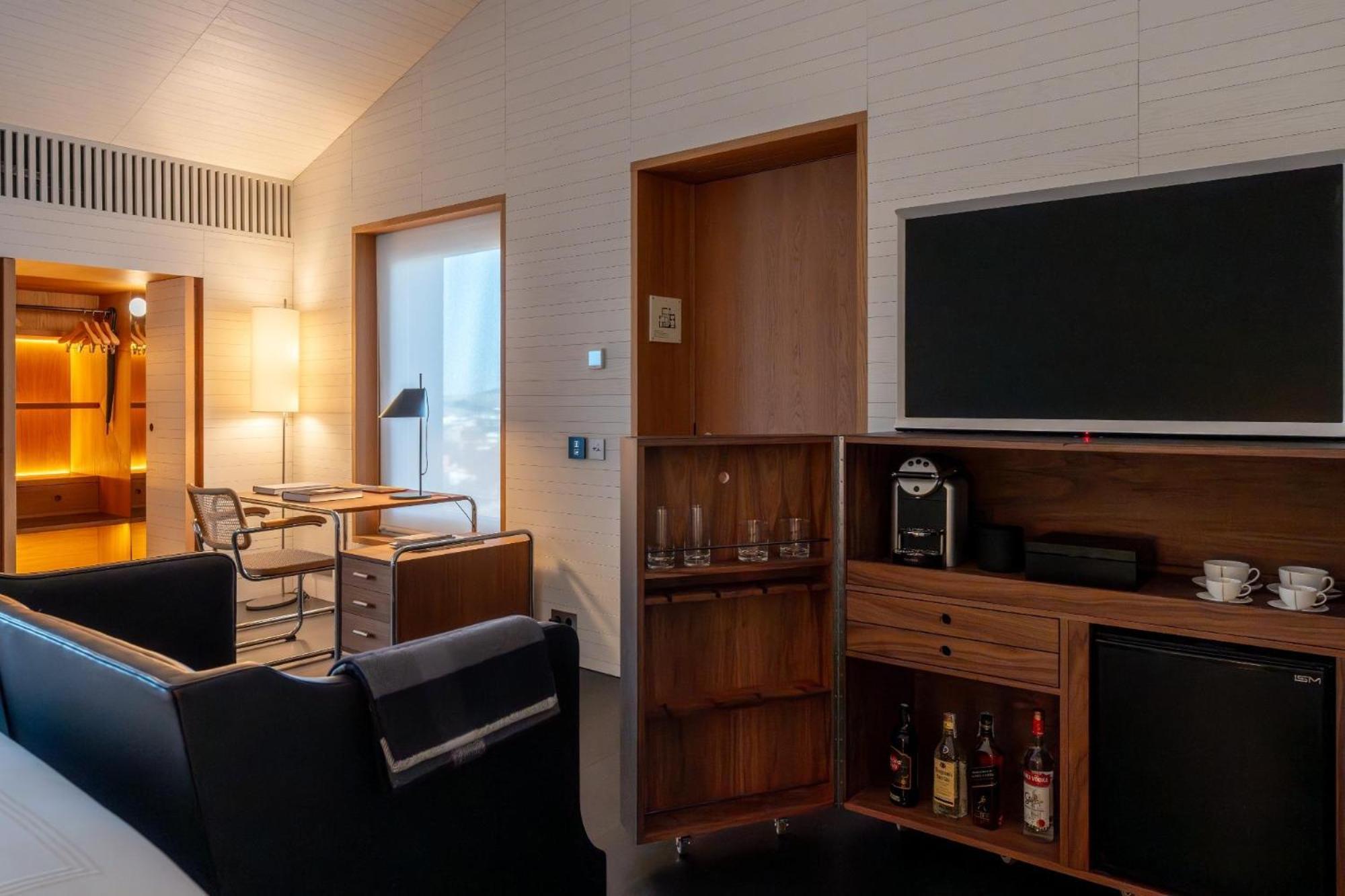 Atrio Hotel Caces Kültér fotó
