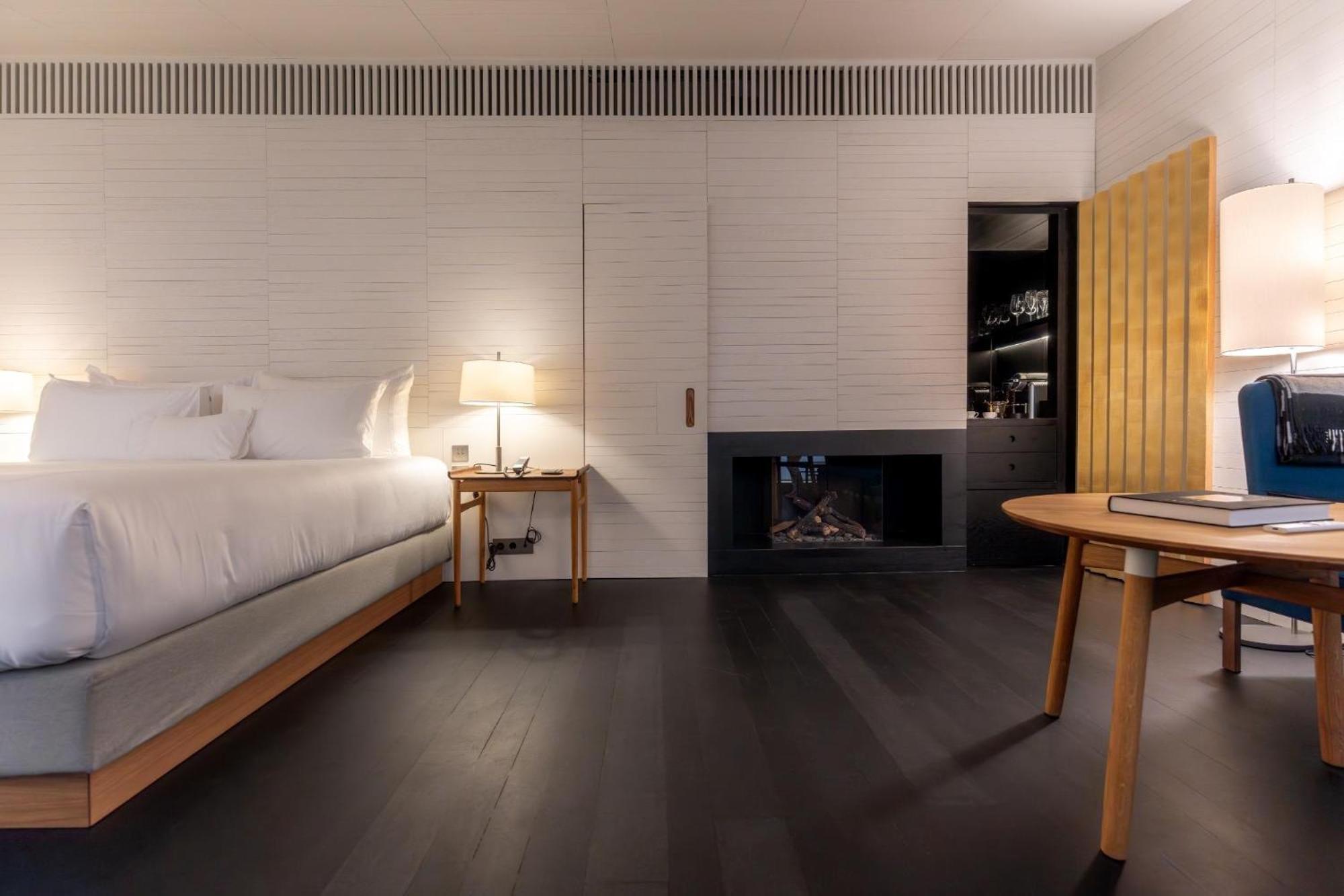 Atrio Hotel Caces Kültér fotó